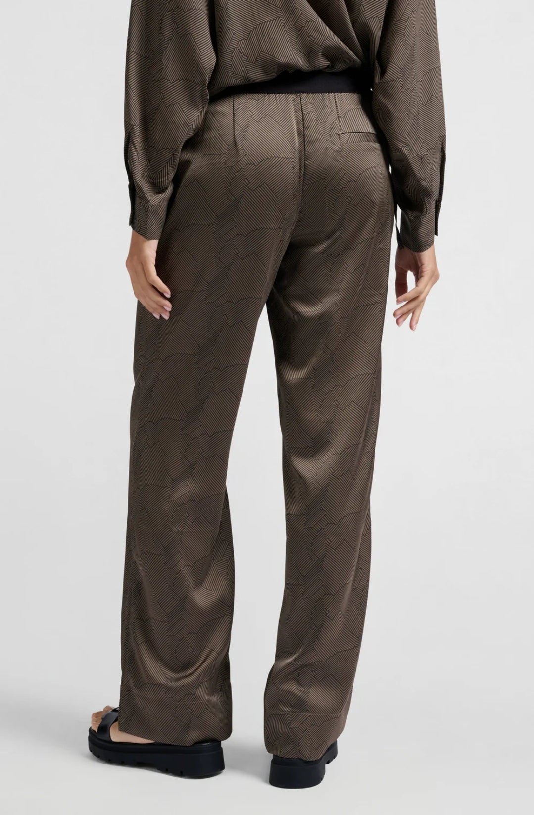 Wide Leg Printed Trouser