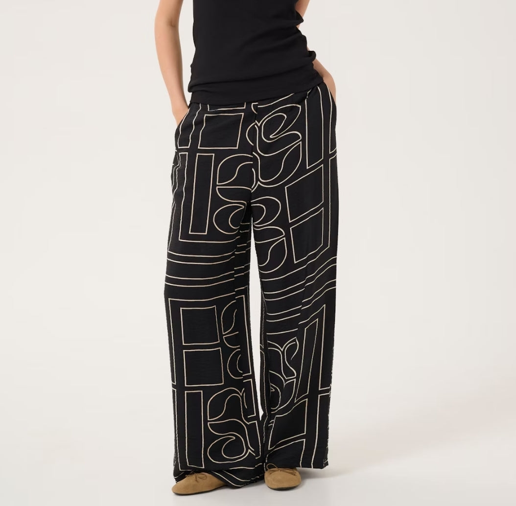 Kelly Wide Leg Trouser