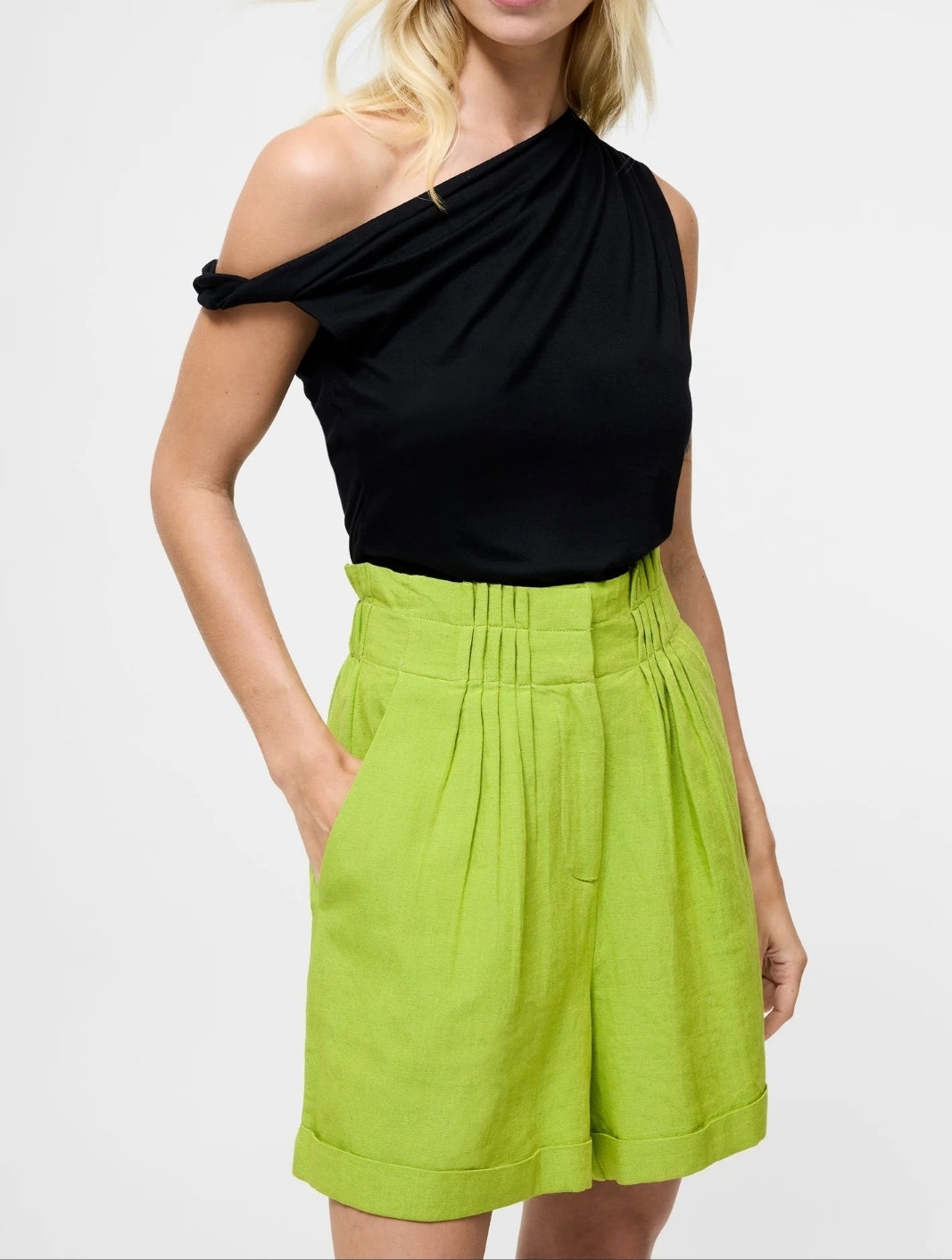 Arietta Linen Shorts