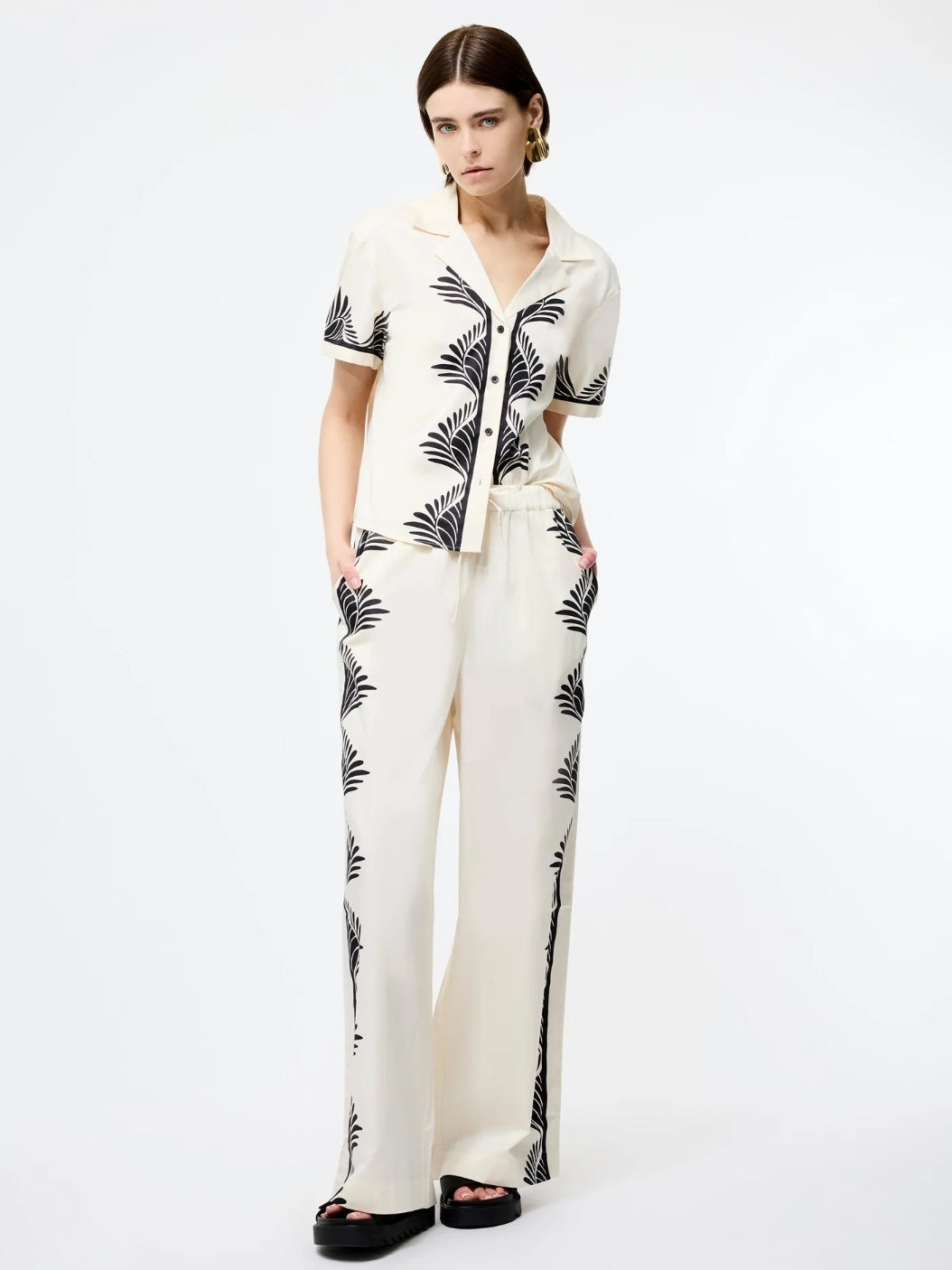 Nola Alexis Wide Leg Trouser