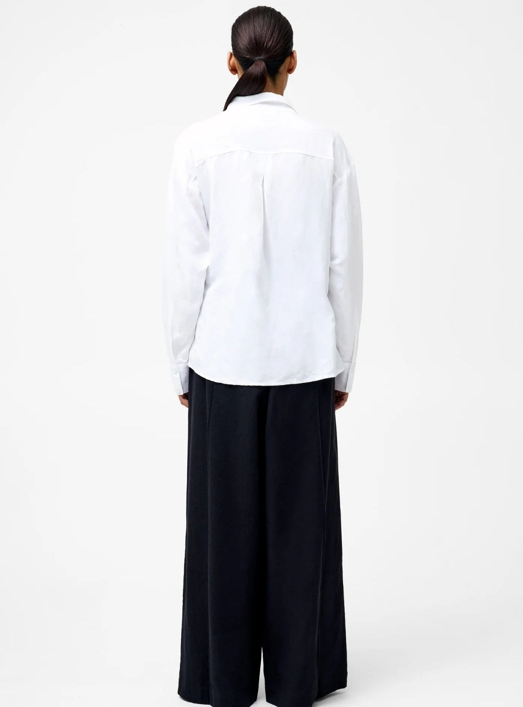 Auri Linen Clasp Shirt