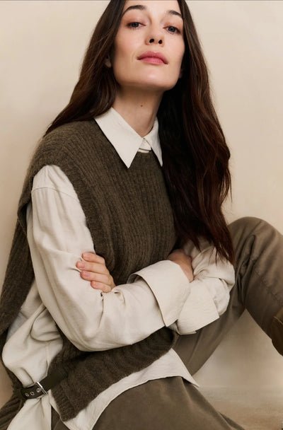 Ribbed Sleeveless Jumper with Side Buckles